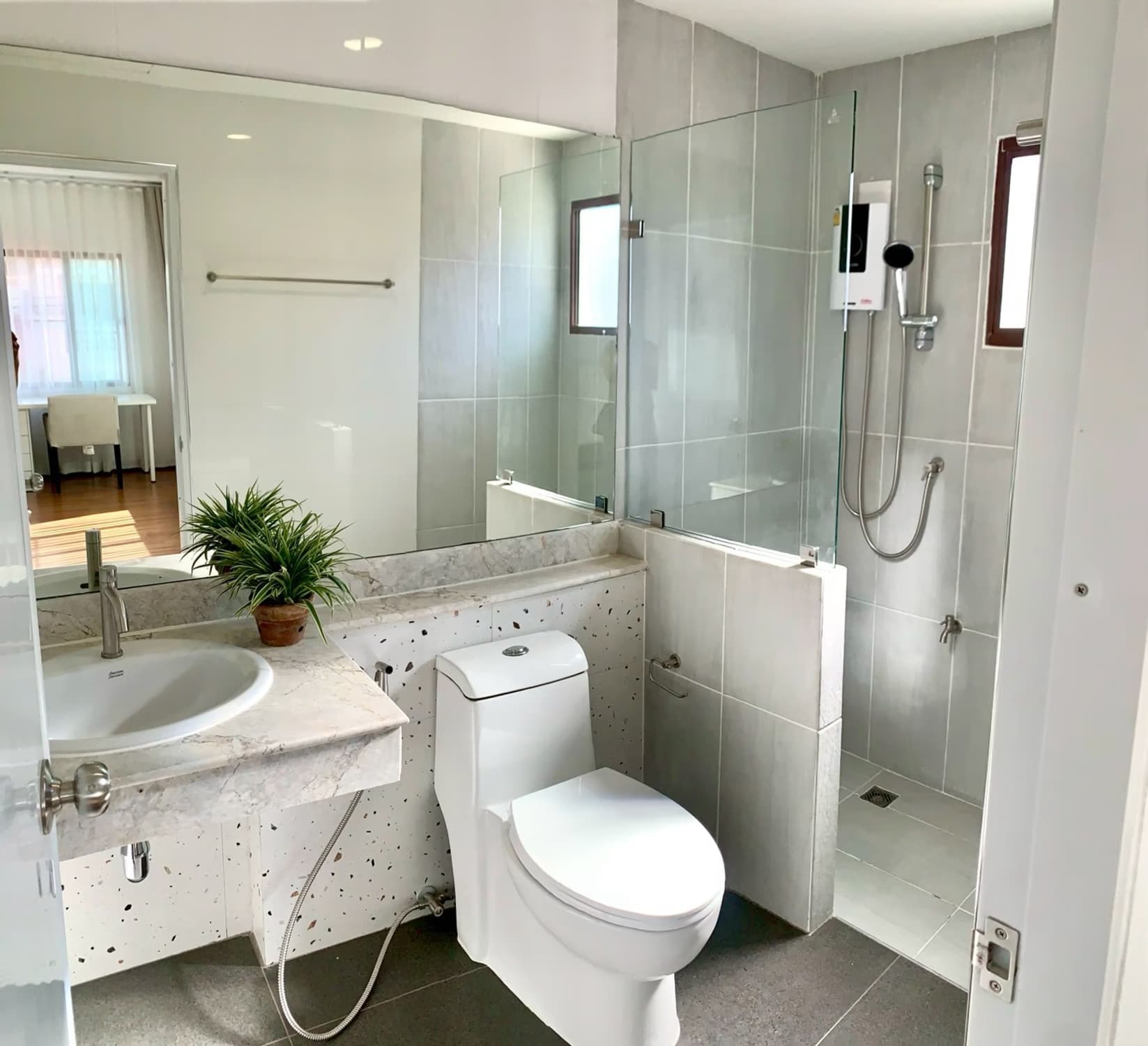 3 Bed House for Rent in Mueang Chiang Mai - Image 5