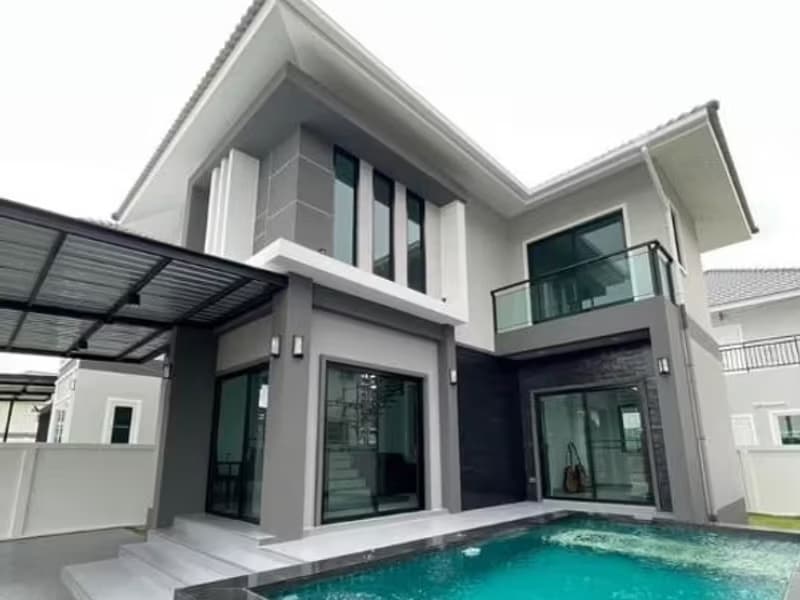 2 Bedroom House