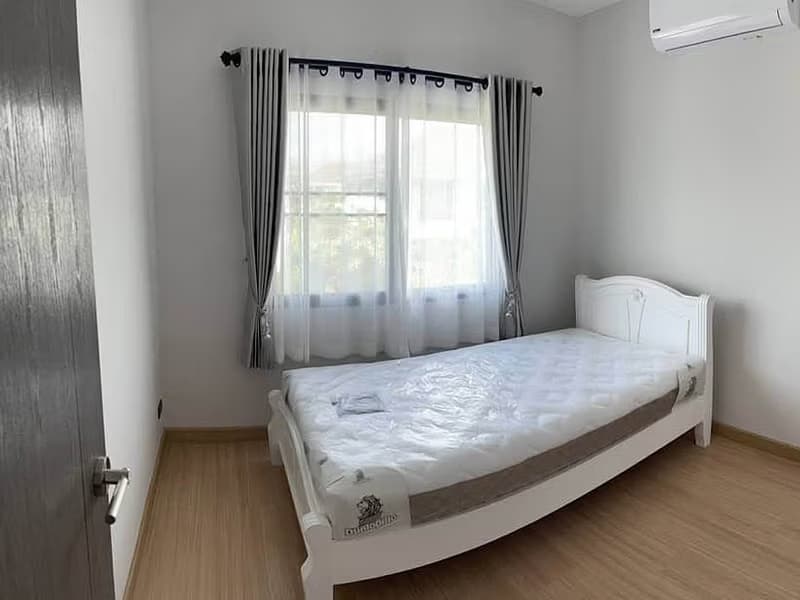 3 Bed House for Rent in Saraphi