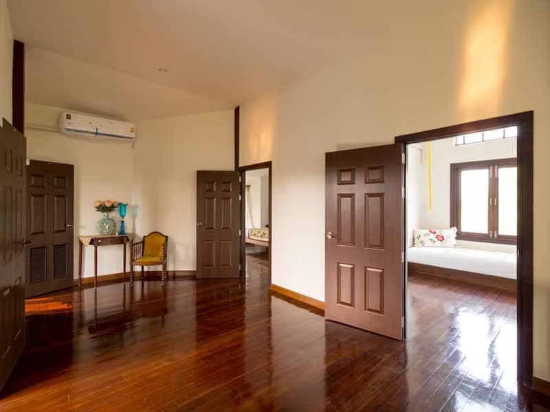 Pool Villa in Saraphi, Teak Traditional Thai Style