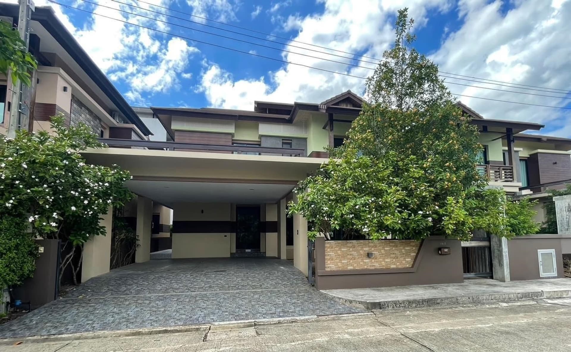 4 Bed House for Sale in อำเภอสันทราย - Image 1