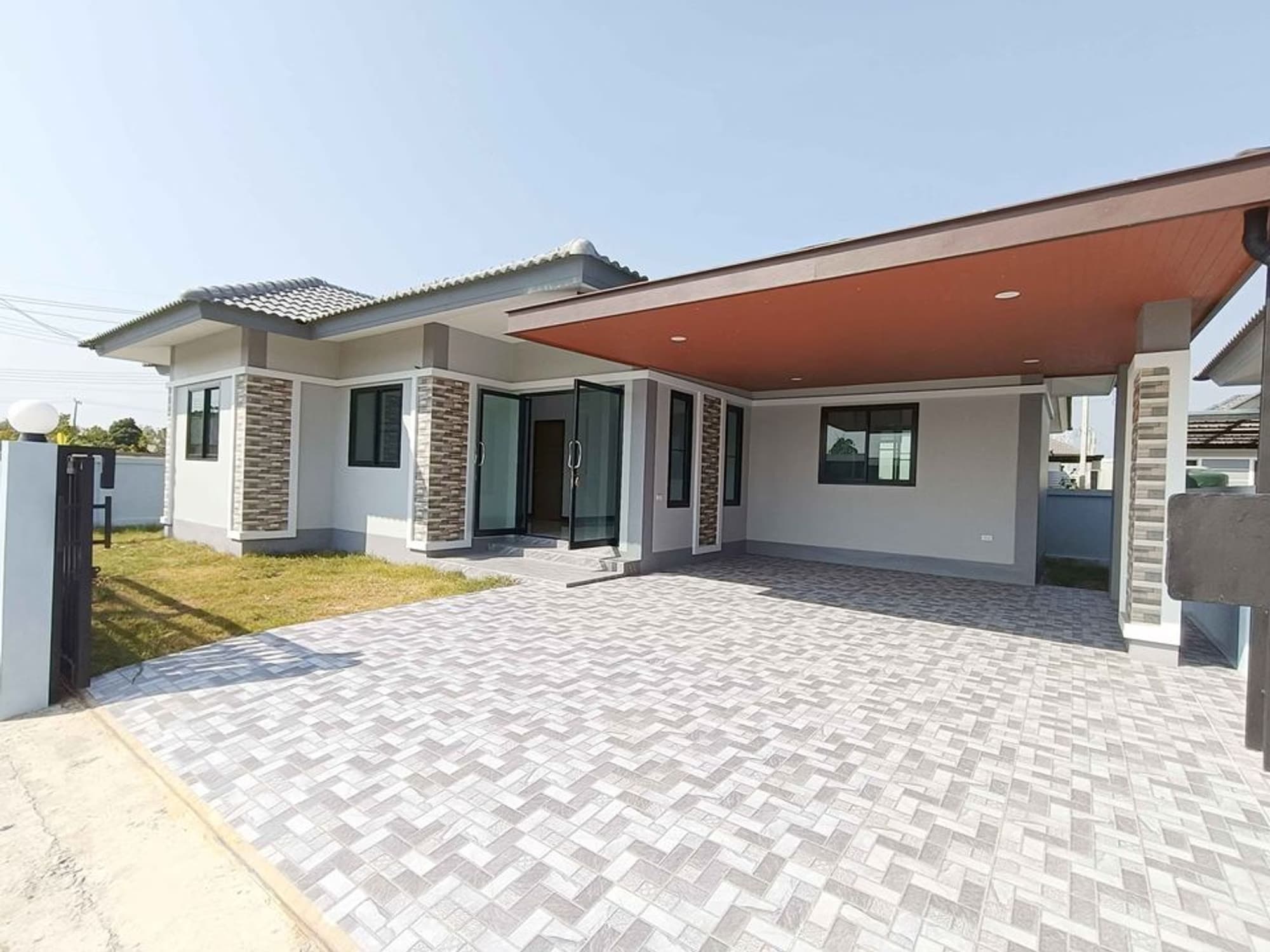 House for Sale in Chumphu, Saraphi. - Image 2