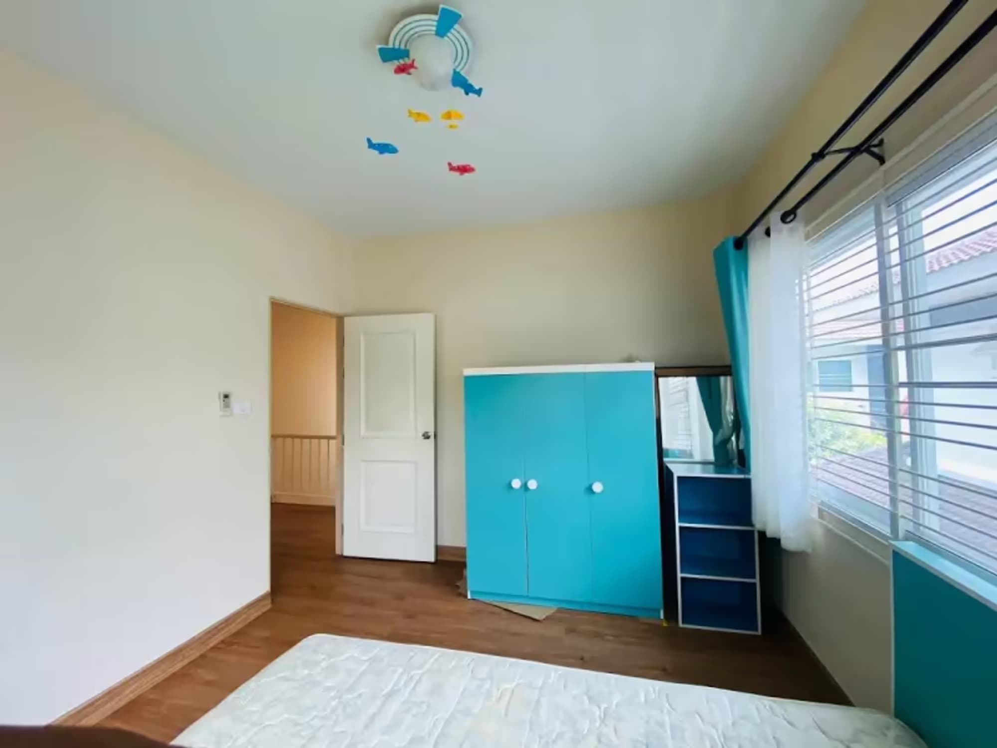 3 Bedroom House - Image 7