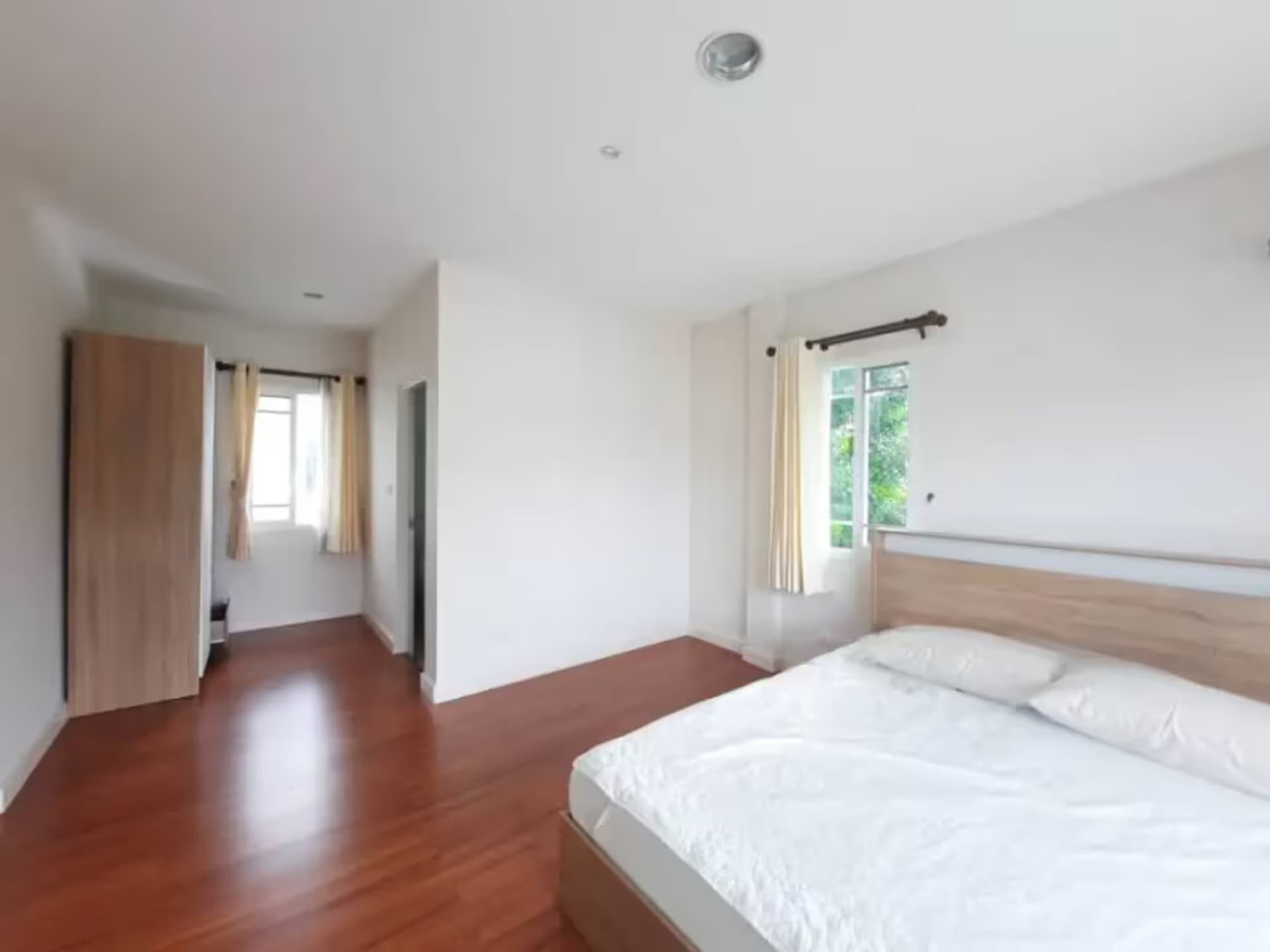 3 Bedroom House - Image 17