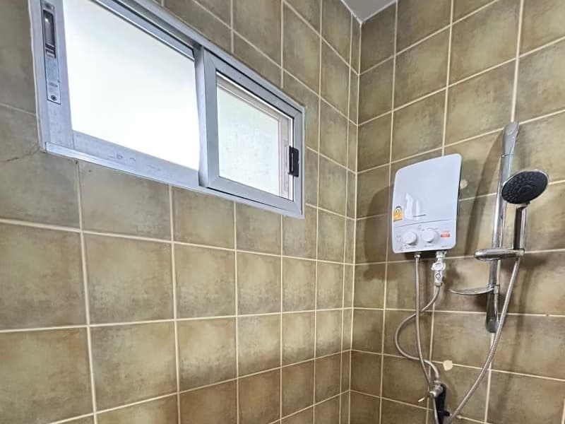 4 Bed House for Rent in Mueang Chiang Mai District