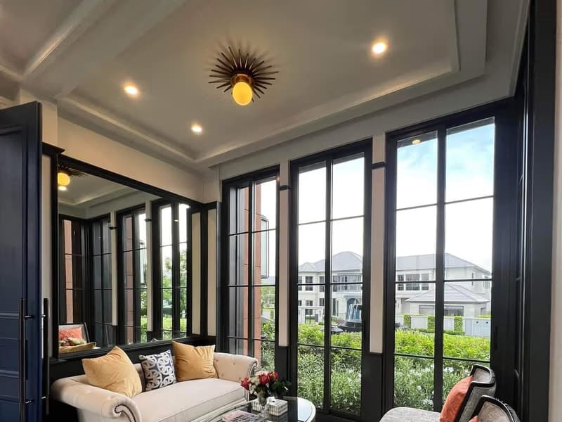 4 Bed House for Rent and Sale in Bang Kapi