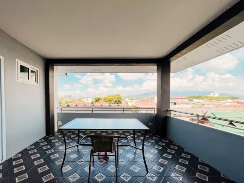6 Bed House for Sale in Mueang Chiang Mai