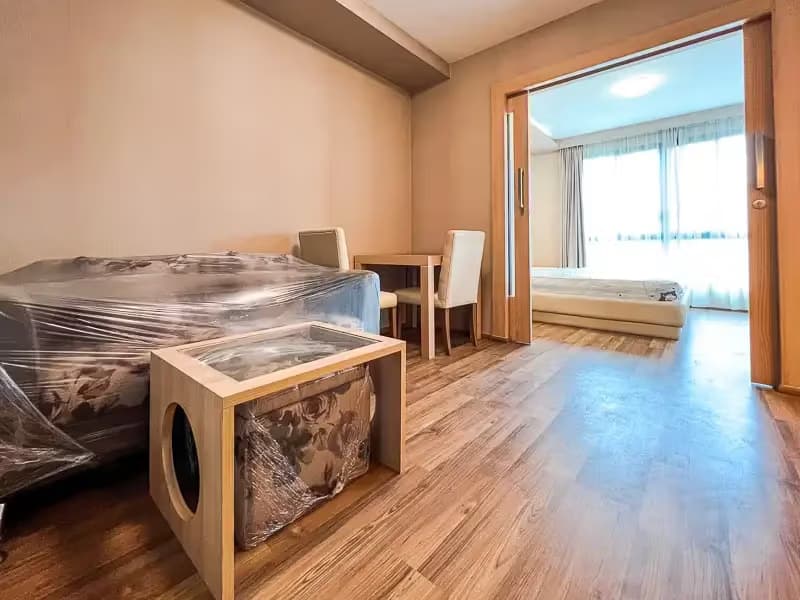 1 Bedroom Condo