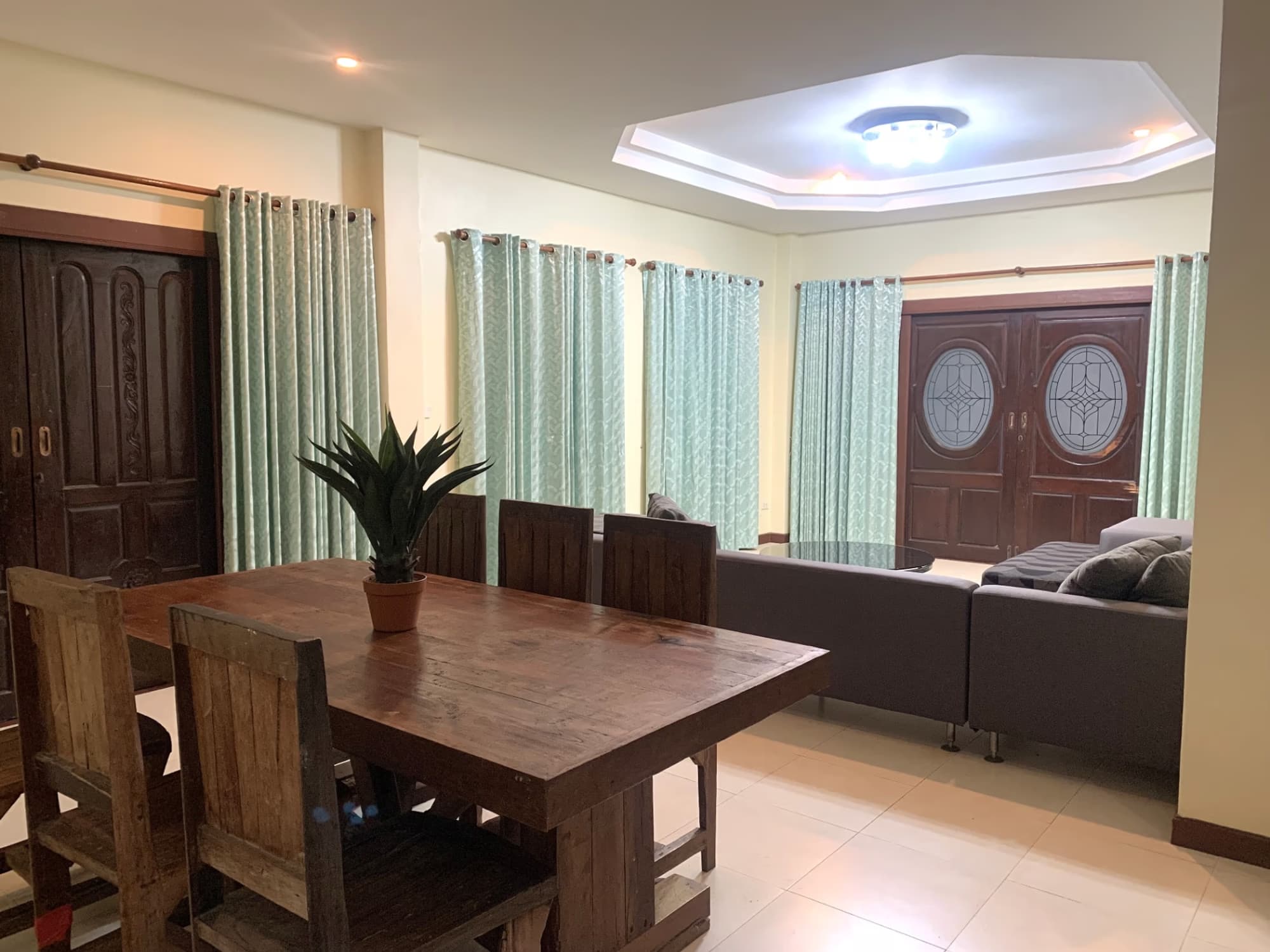 5 Bed House for Rent in Hang Dong District - Image 5