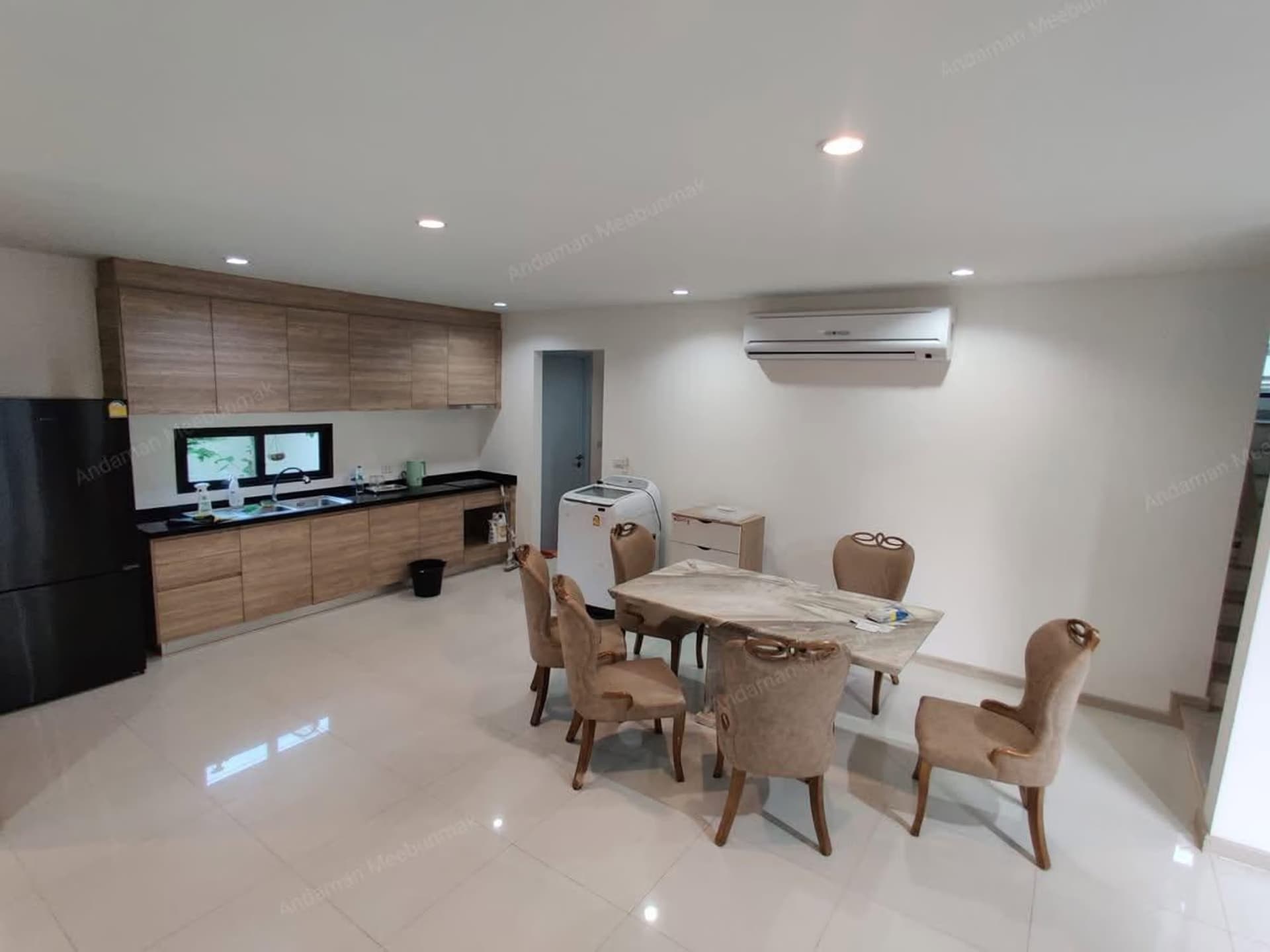 3 Bed House for Rent and Sale in Prawet - Image 2
