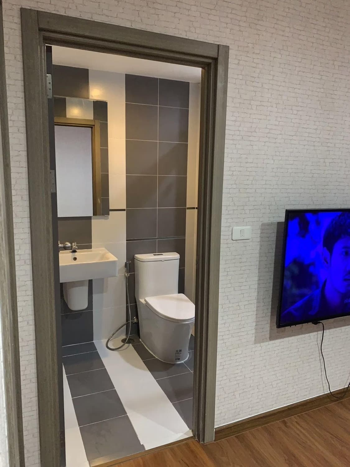 1 Bed Condo for Sale  Near On Nut BTS - Image 7