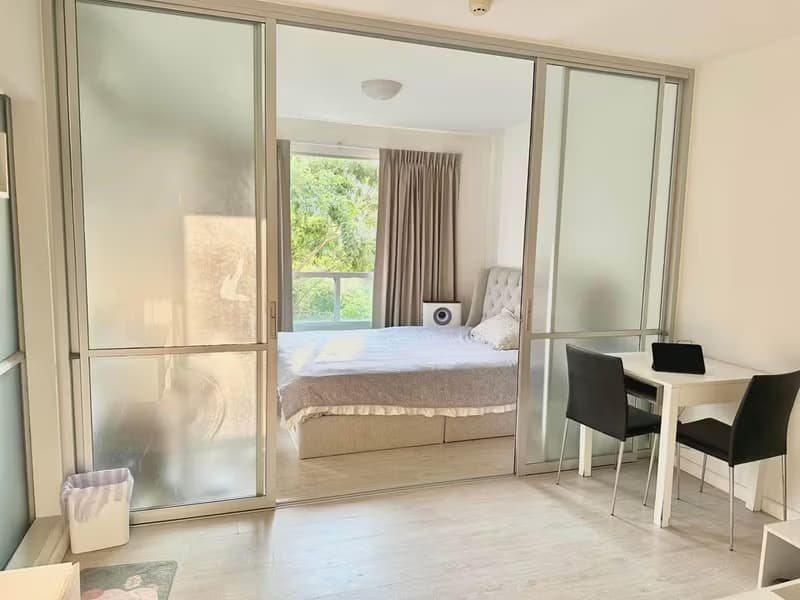 1 Bedroom Condo