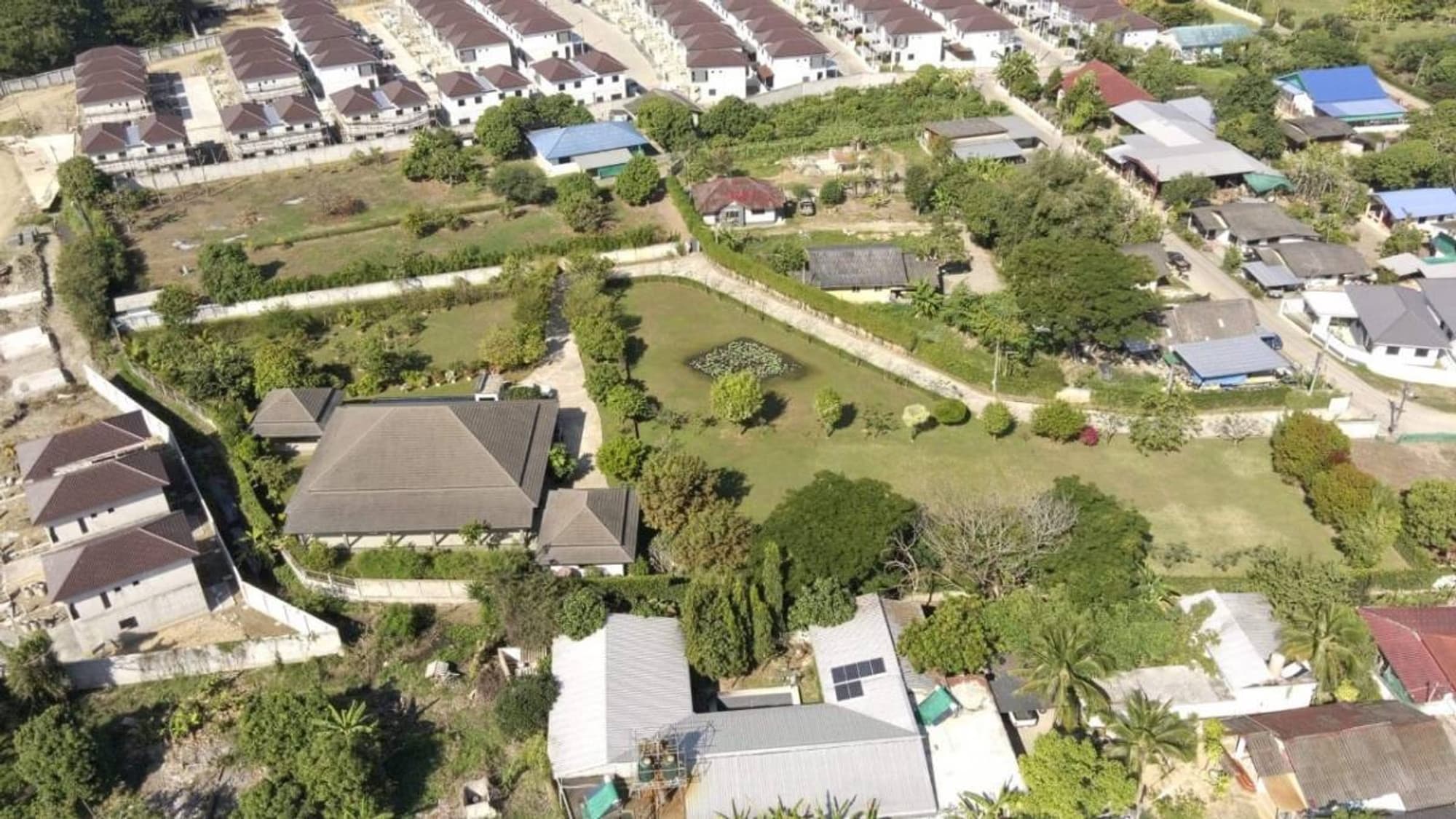 3 Bed House for Sale in Saraphi - Image 4