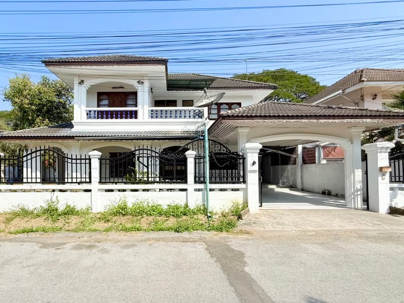 5 Bed House for Sale in San Sai
