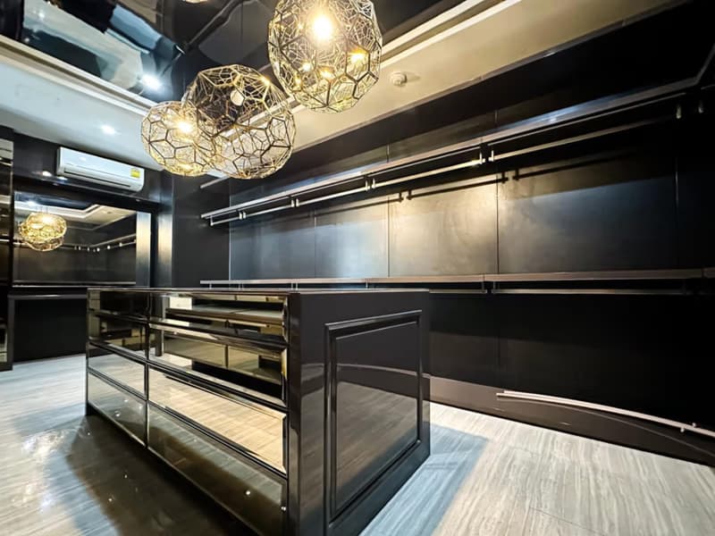 3 Bed Condo for Rent and Sale in Khlong Toei