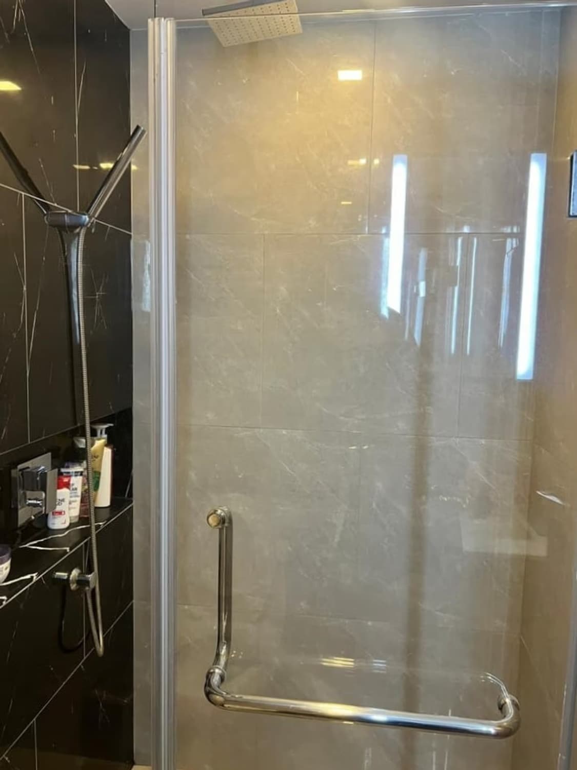 Studio Condo for Rent in Huai Khwang - Image 8