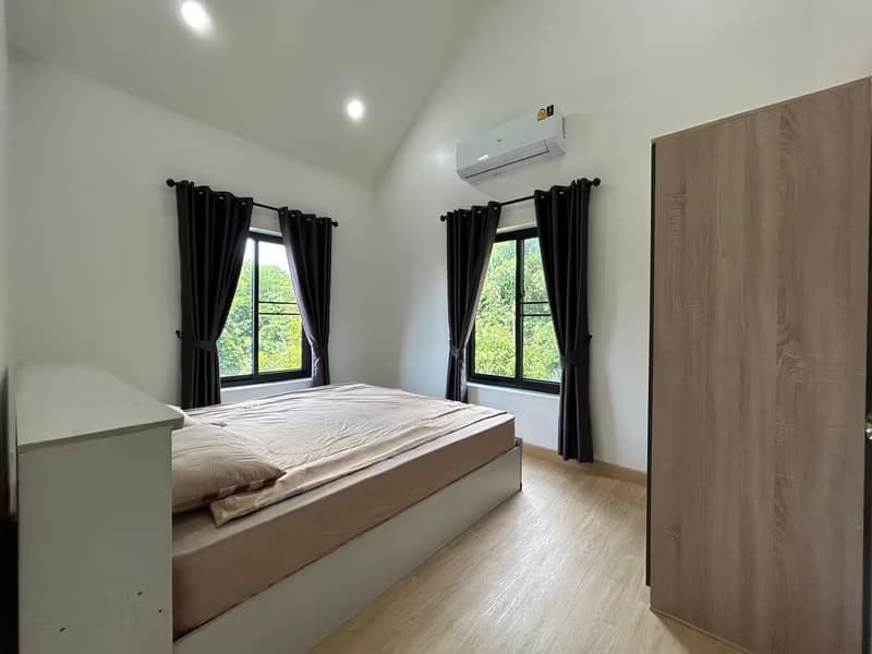 5 Bed House for Rent in Hang Dong