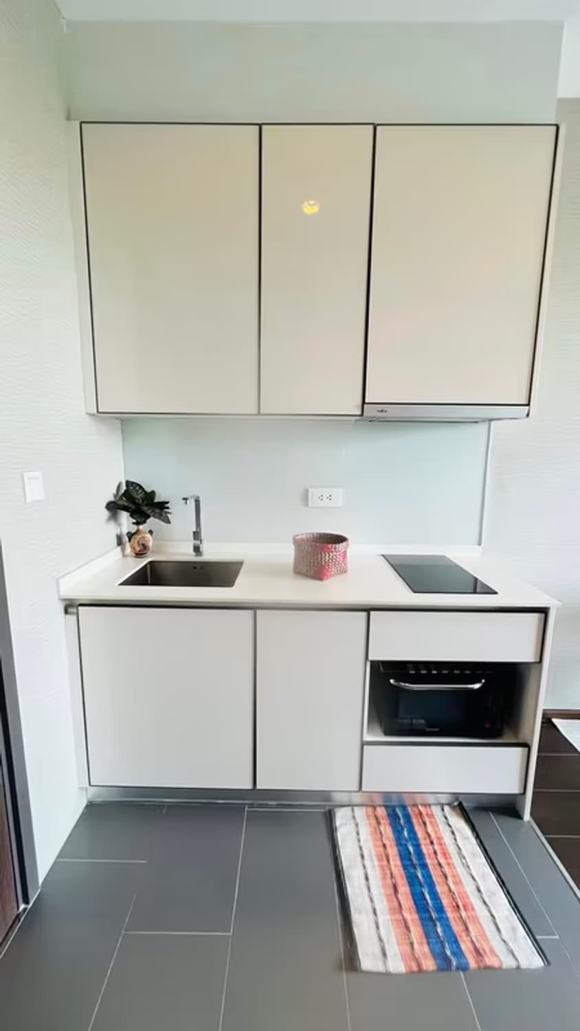 1 Bedroom Condo - Image 2