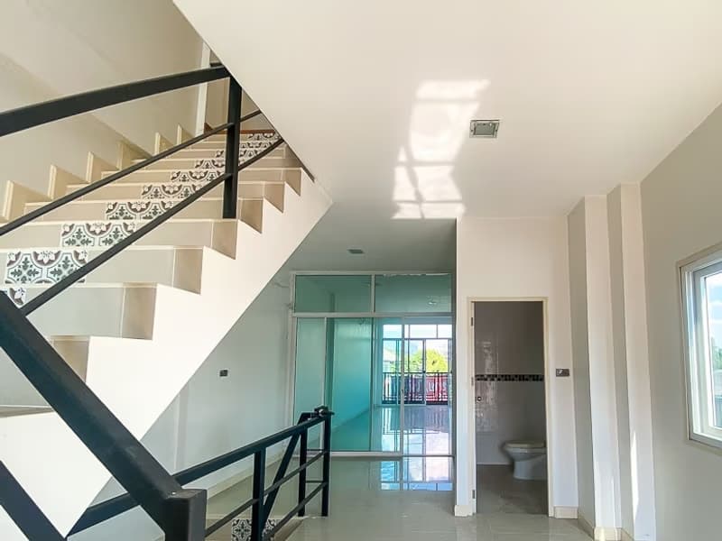 House for Sale, Rent in Hang Dong, Hang Dong.