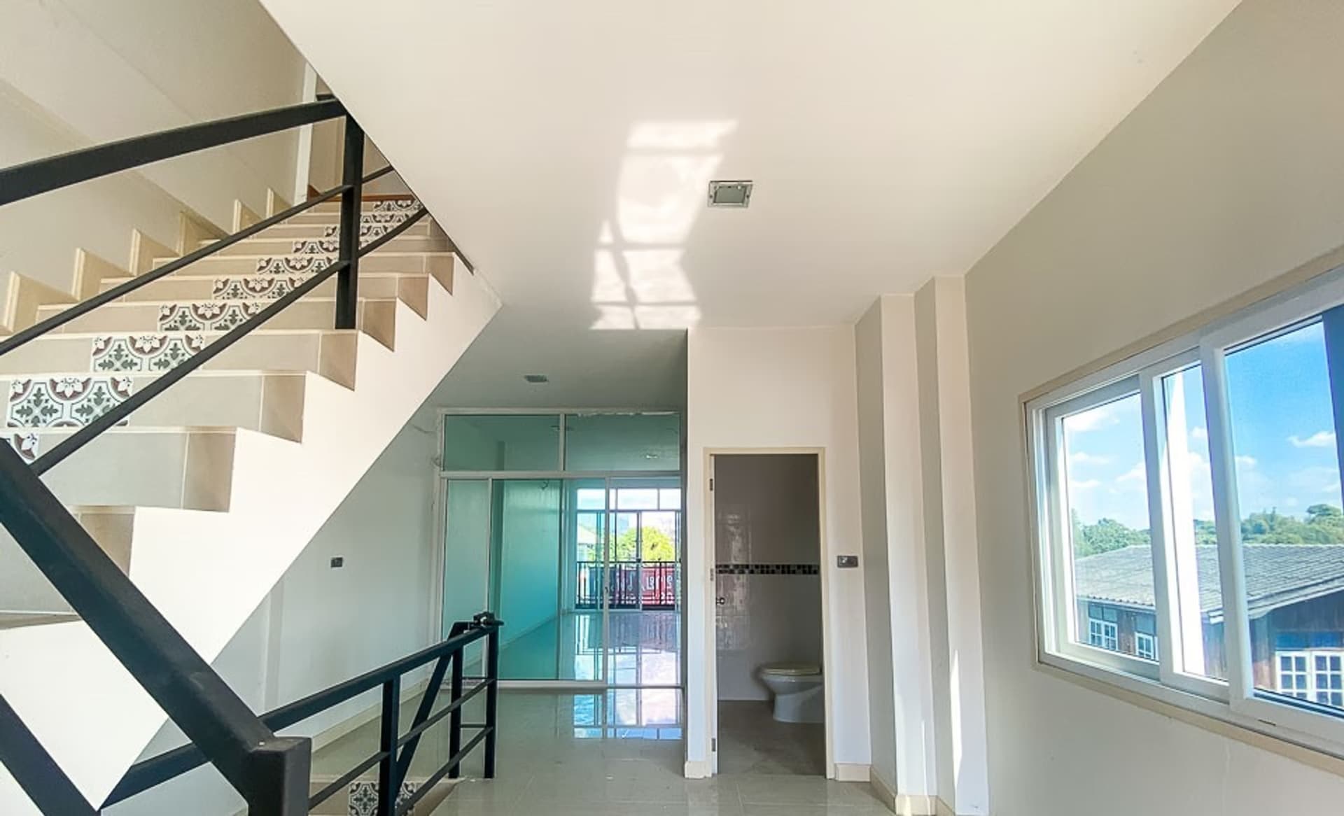 House for Sale, Rent in Hang Dong, Hang Dong. - Image 9