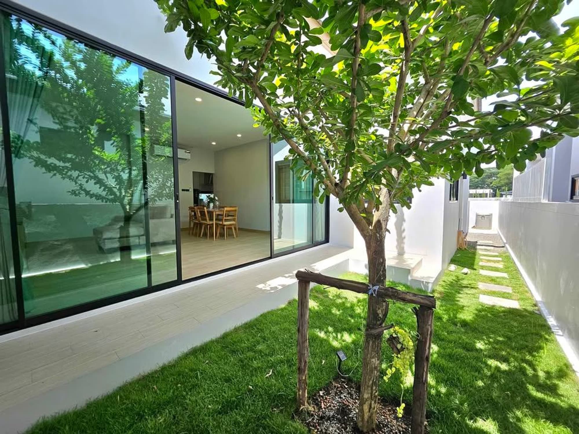 3 Bed House for Rent and Sale in Saraphi District - Image 15