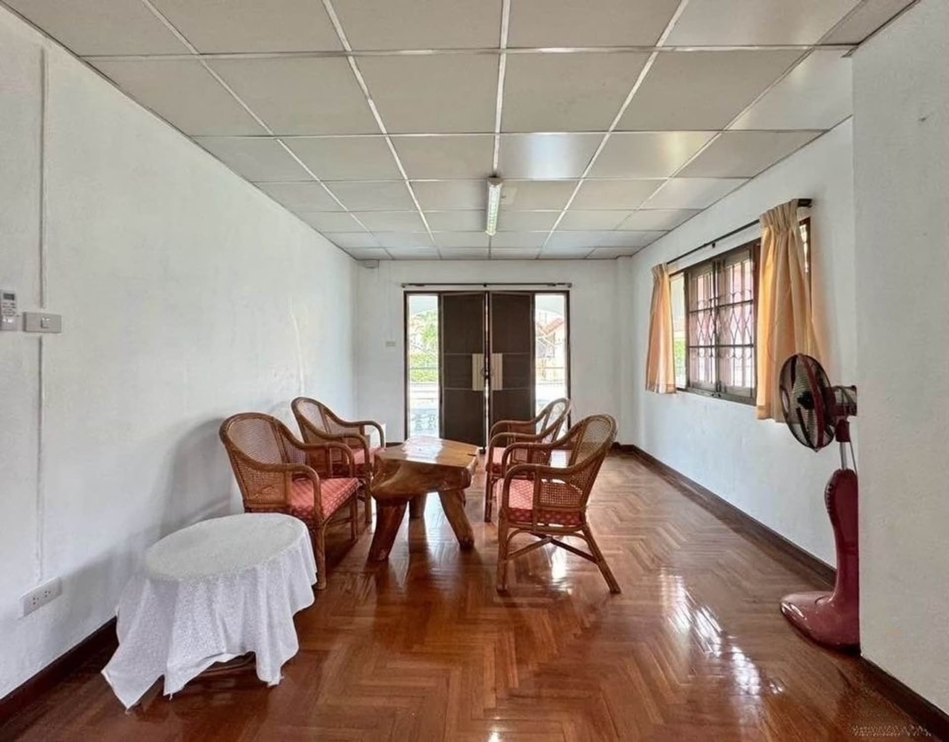 3 ห้องนอน บ้าน สำหรับ จำหน่าย ใน Mueang Chiang Mai District - Image 2