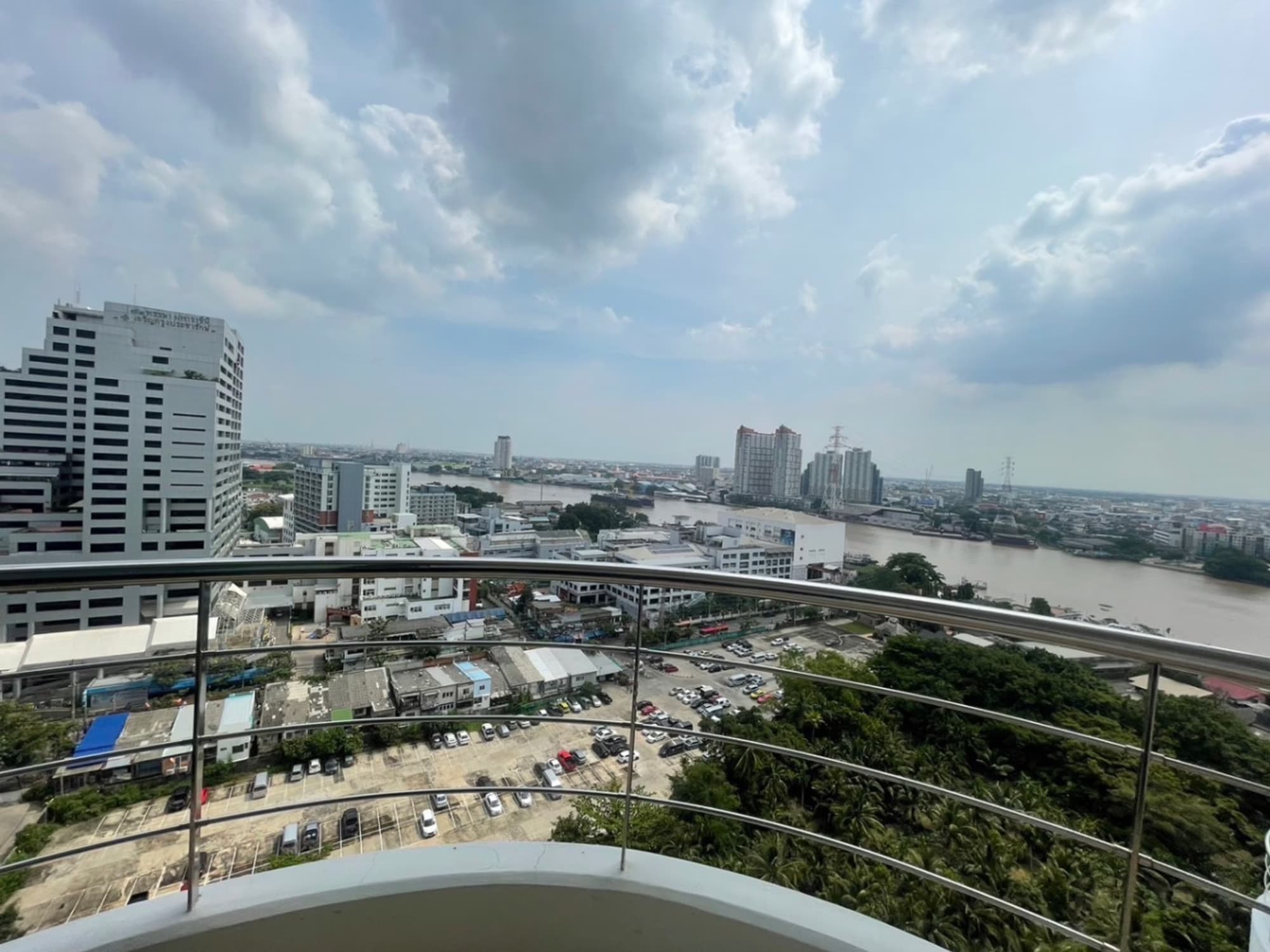Condo for Sale at Supalai Casa Riva - Image 6