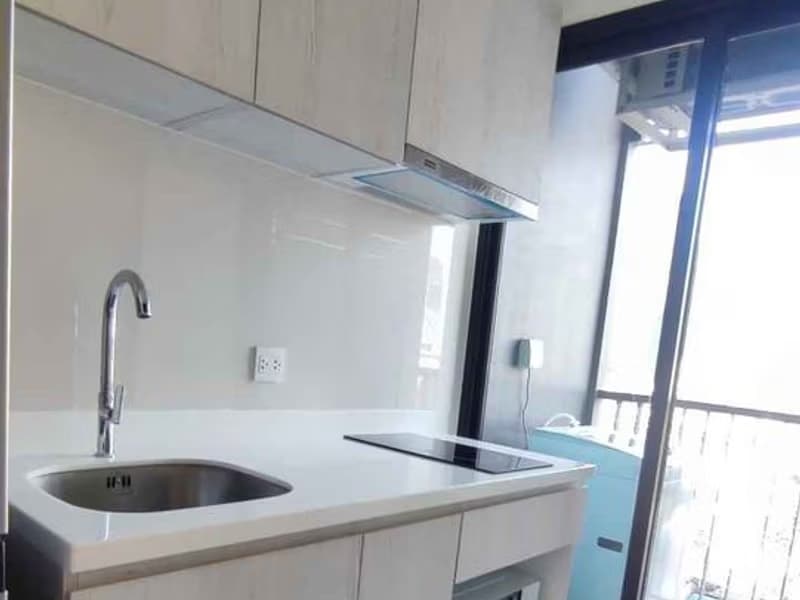 Condo for Rent at Life Asoke