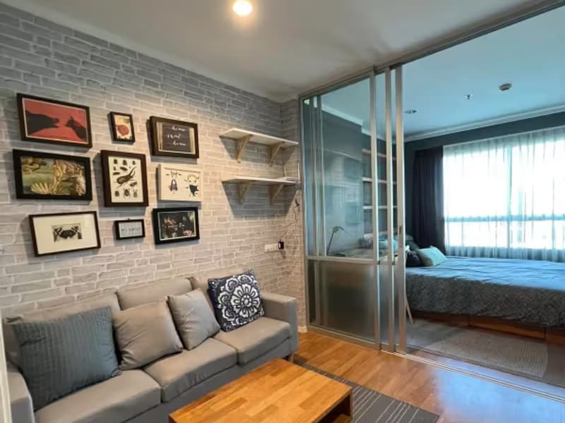 1 Bedroom Condo