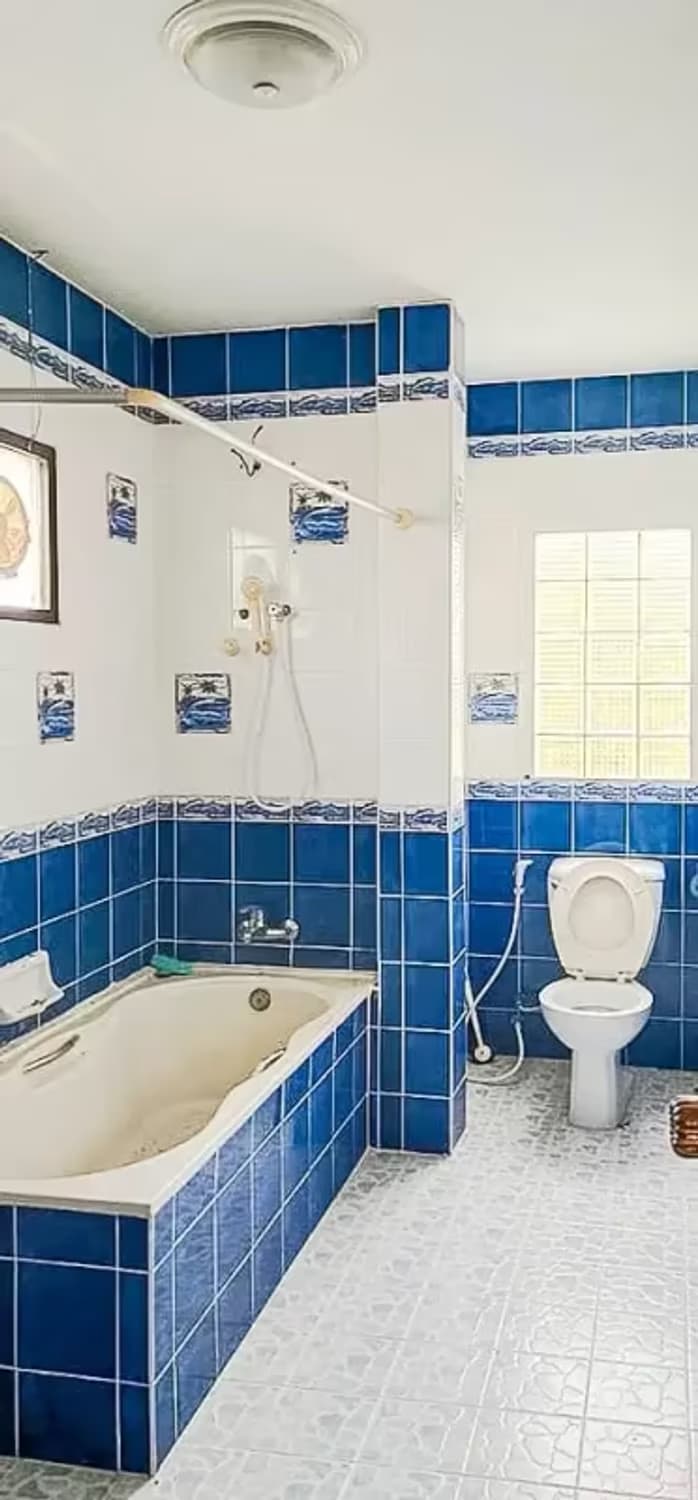 4 Bedroom House - Image 4