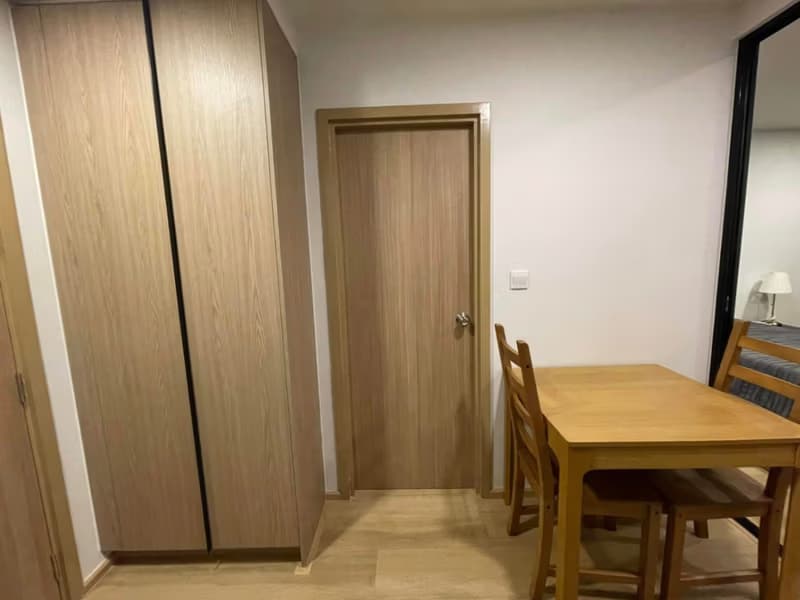 1 Bed Condo for Sale in Payathai