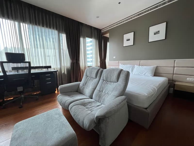 3 Bed Condo for Rent and Sale in Khlong Toei