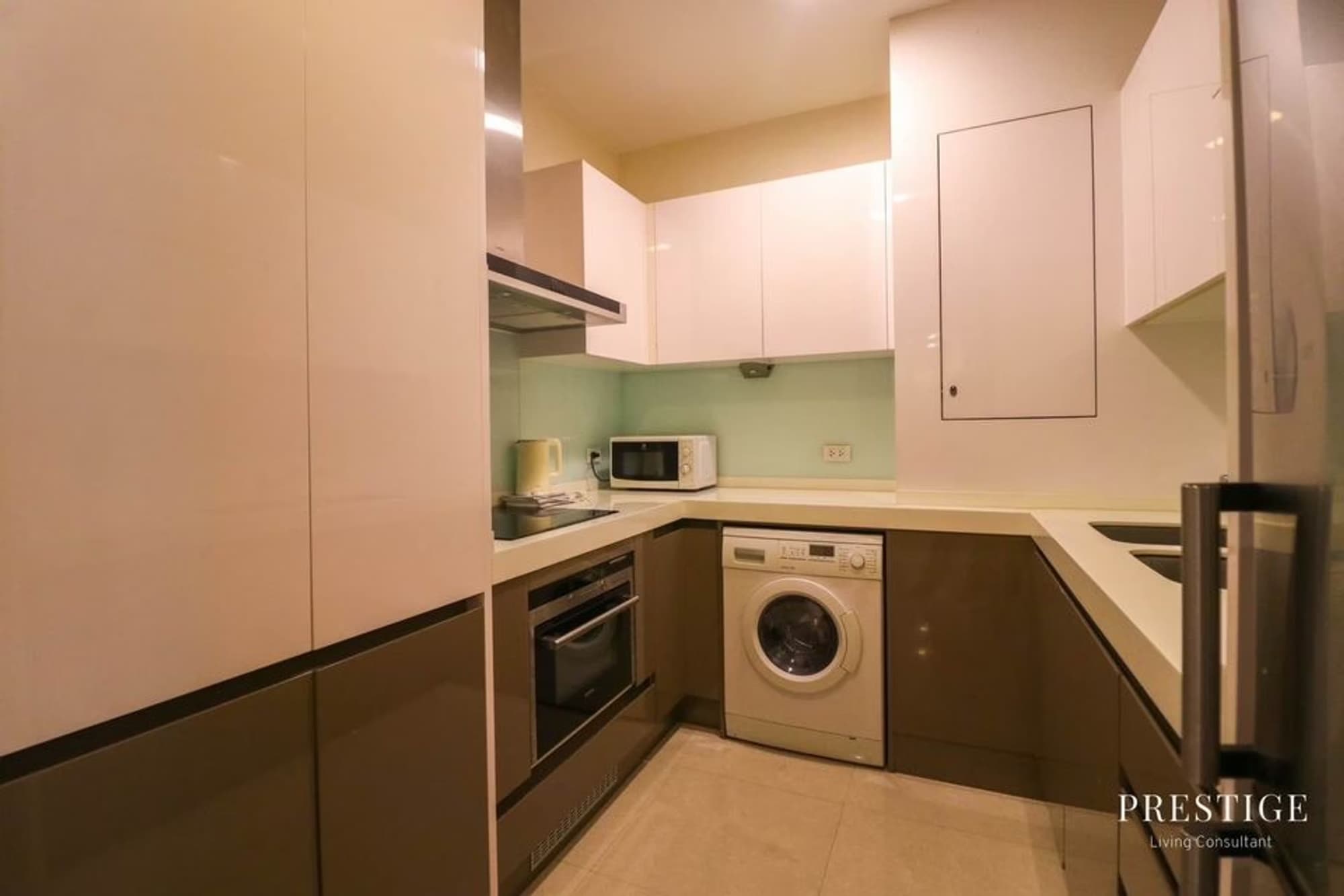 2 ห้องนอน Condo สำหรับ จำหน่าย ใกล้ Chit Lom BTS - Image 11