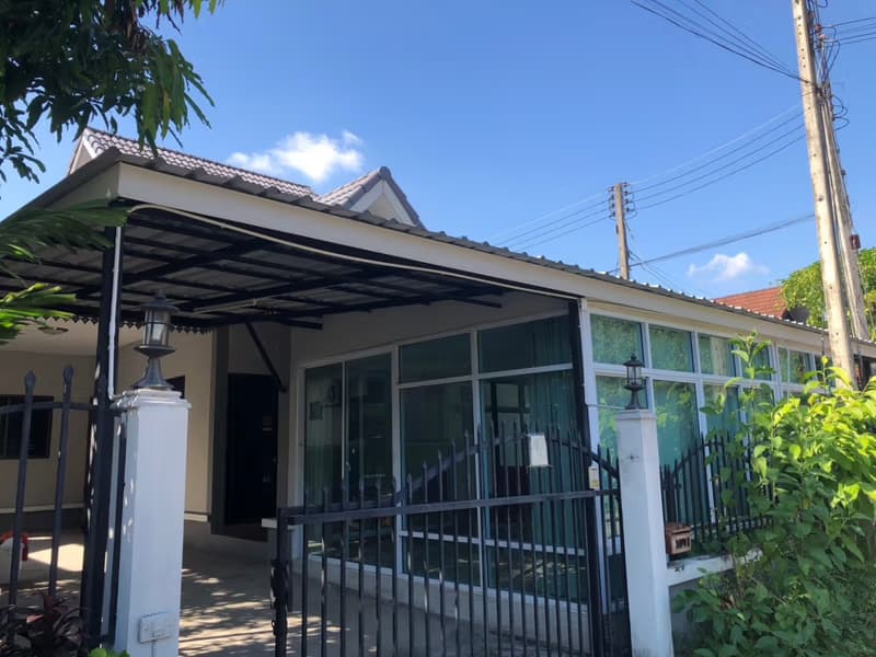 2 Bed House for Rent in Hang Dong District