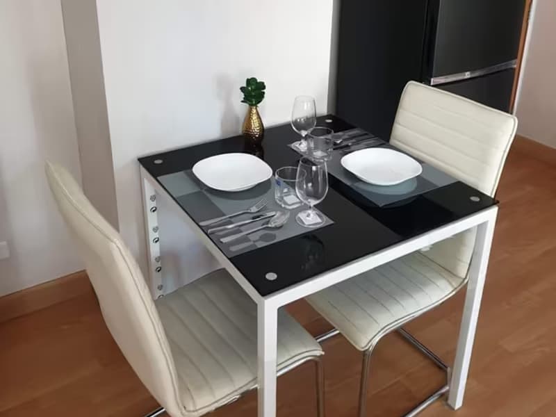 1 Bedroom Condo