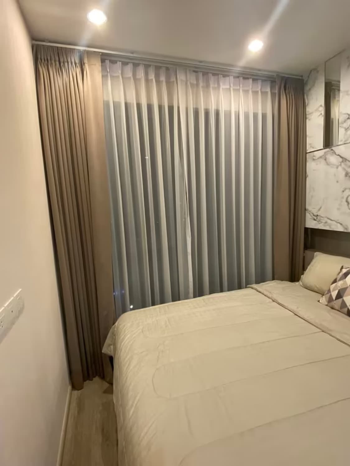 1 Bedroom Condo for Rent - Image 4
