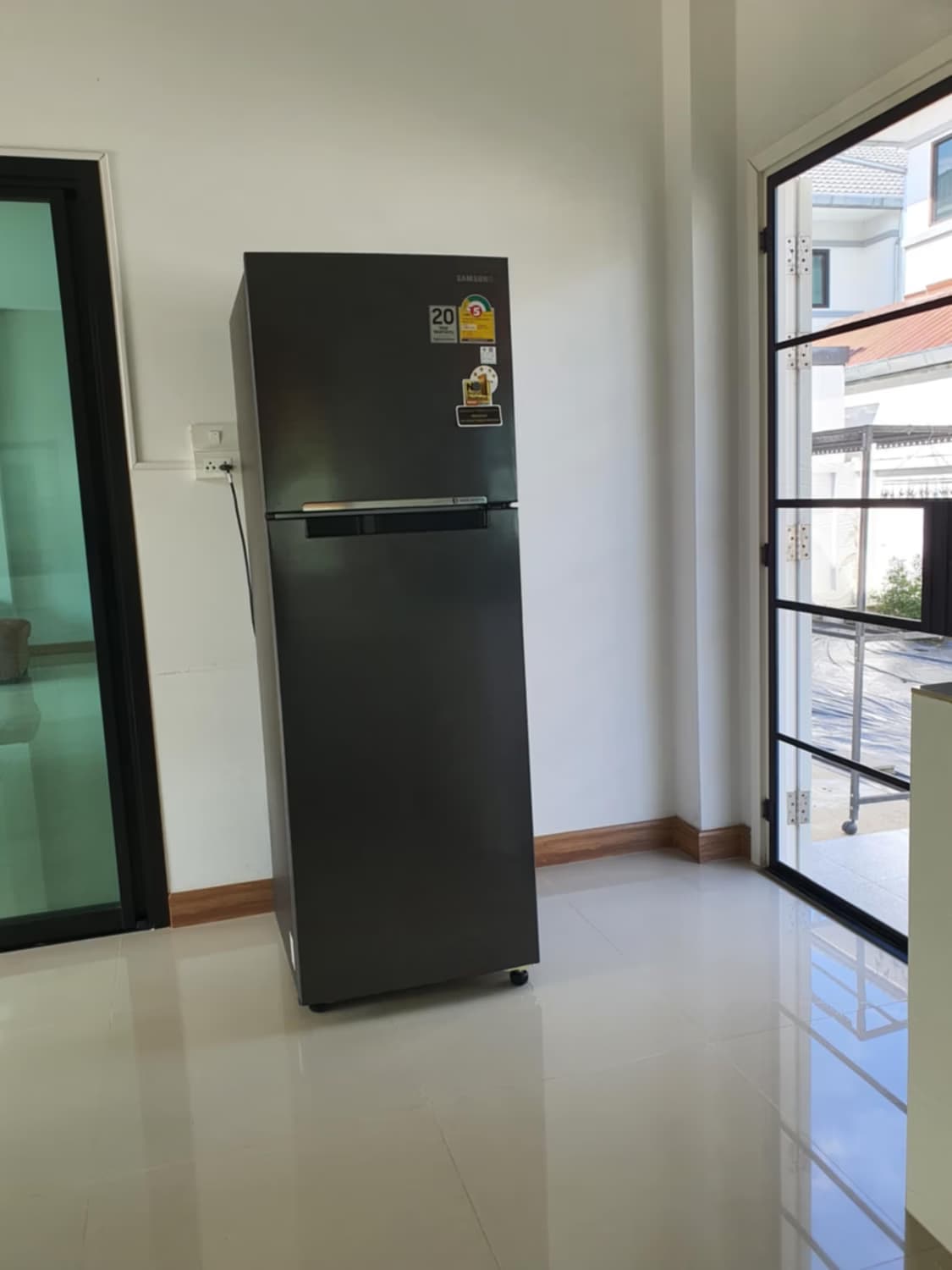3 Bed House for Rent in Saraphi - Image 10