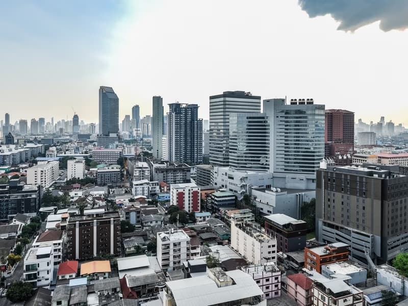 1 Bed Condo for Rent in Huai Khwang