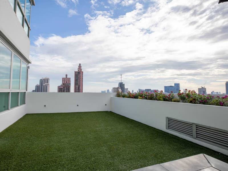 Condo for Rent at GM Service Apartment