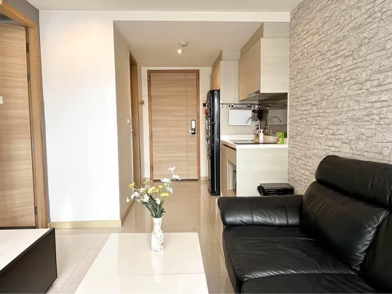 1 Bed Condo for Sale in Watthana