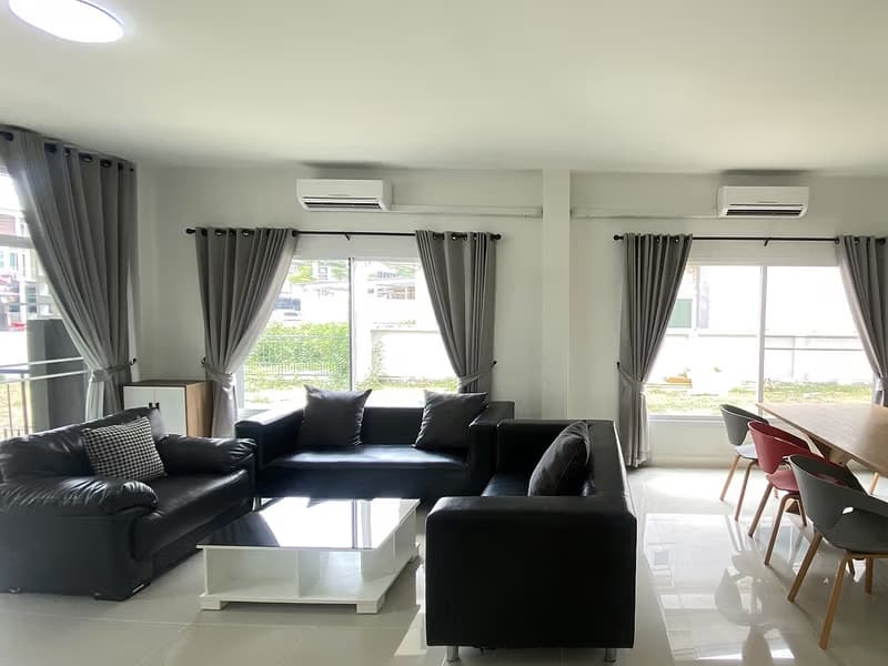 2 Bed Townhouse for Rent in Doi Saket District