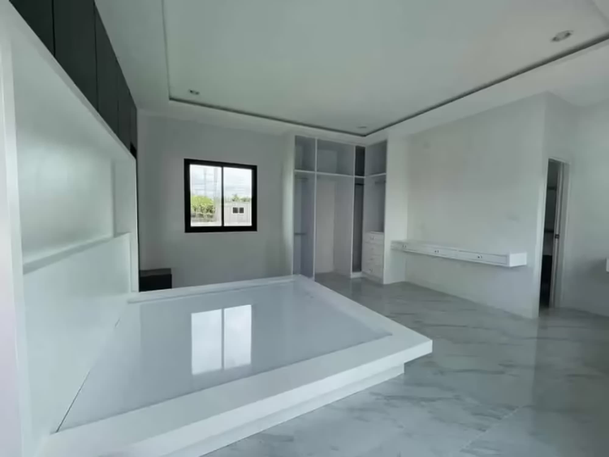 3 Bedroom House - Image 12