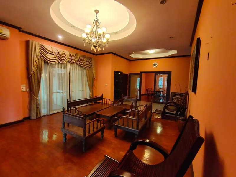 4 Bed House for Sale in San Kamphaeng District