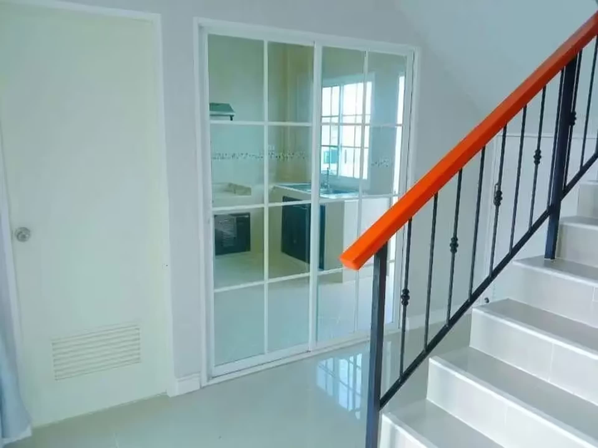 3 Bedroom House - Image 13