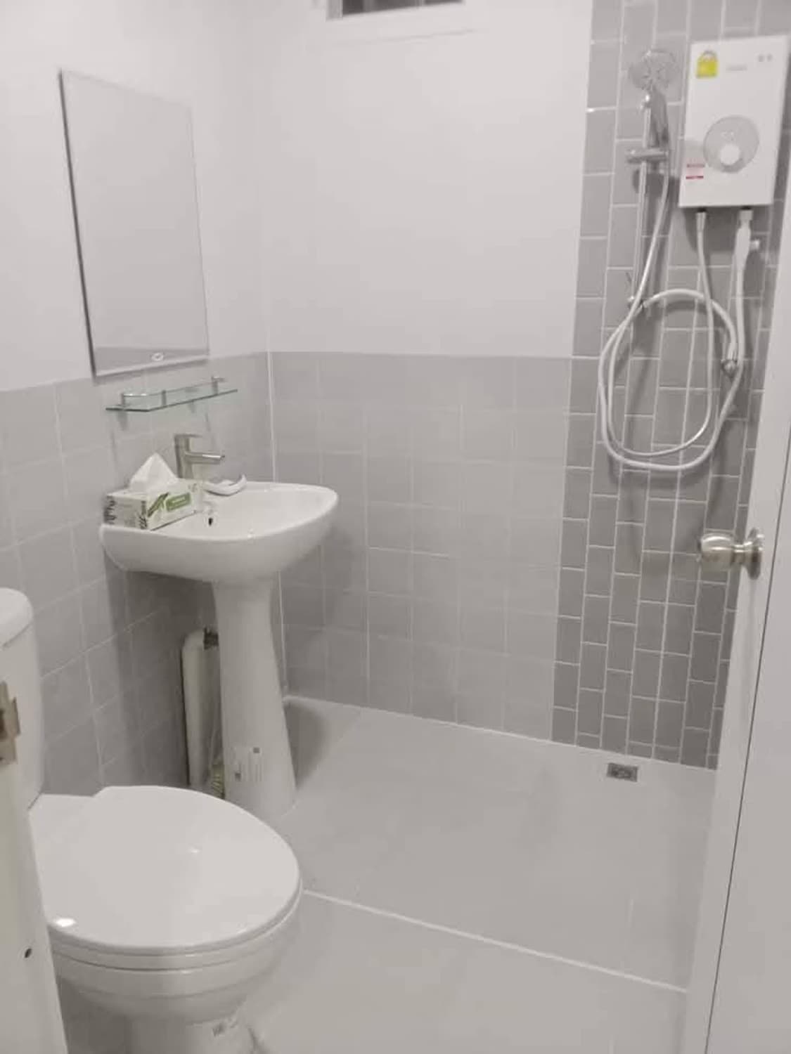 3 Bed House for Rent and Sale in Hang Dong - Image 10