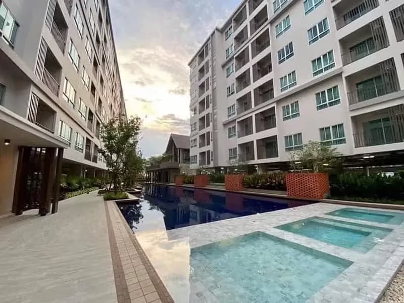 1 Bedroom Condo