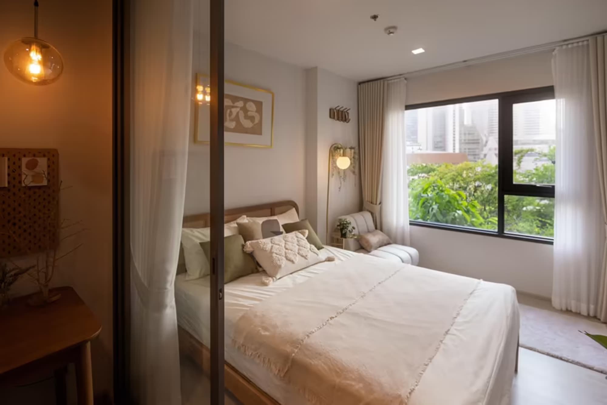 1 Bedroom Condo For Sale At Life One Wireless - Image 20