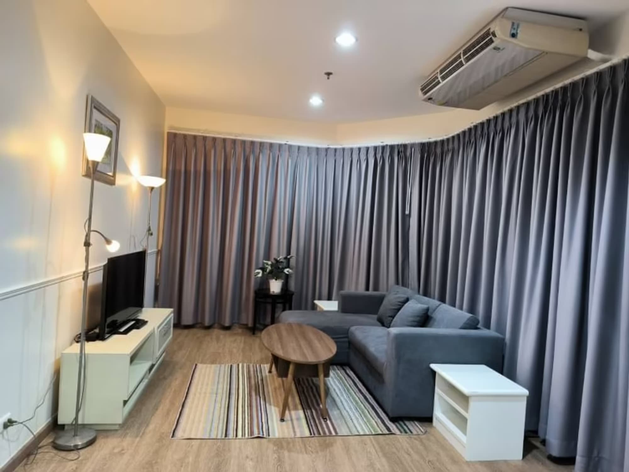Condo for Rent, Sale at Citismart Sukhumvit 18 Condominium - Image 1