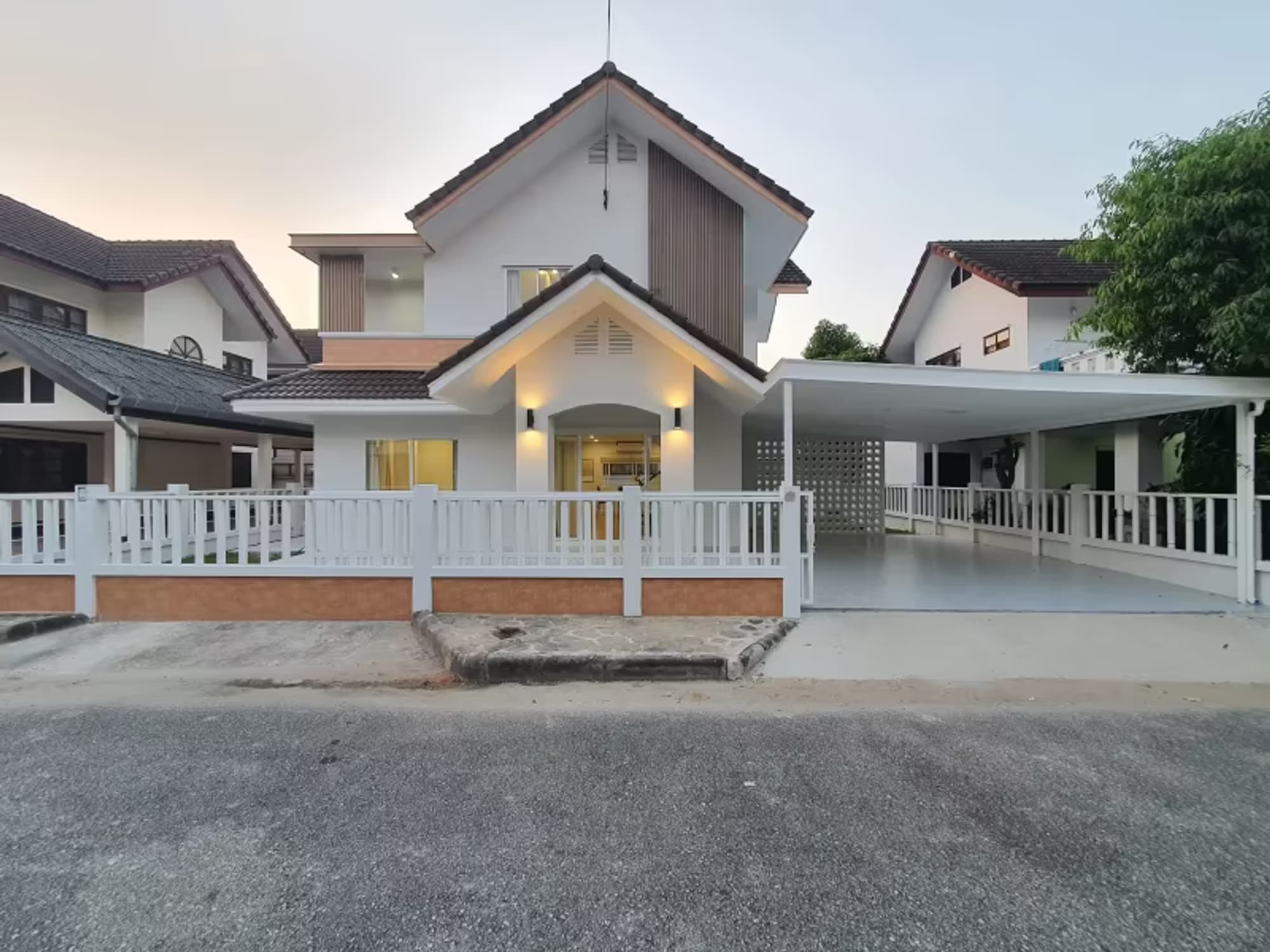 4 Bedroom House - Image 30