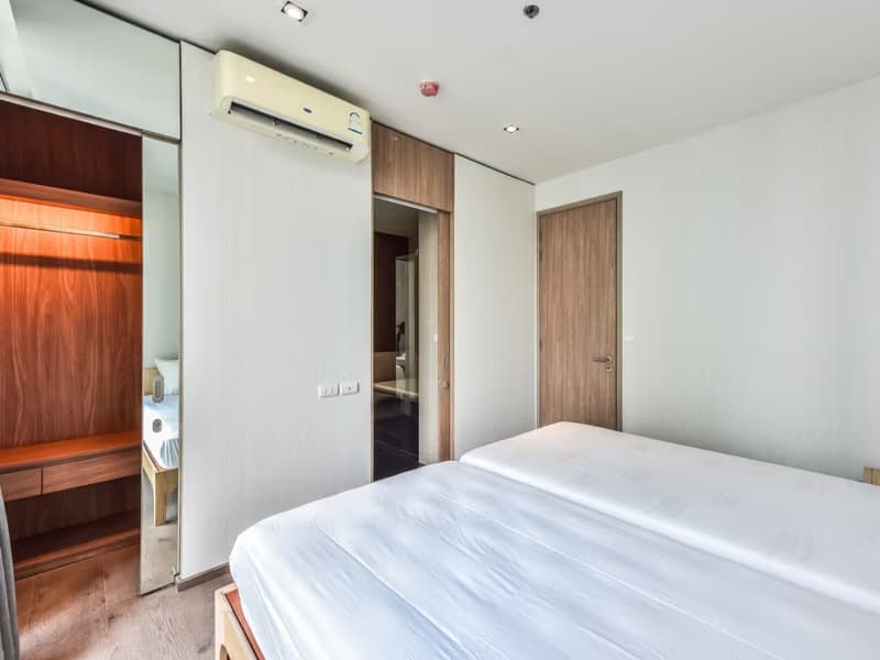 2 Bed Condo for Rent in Khlong Toei